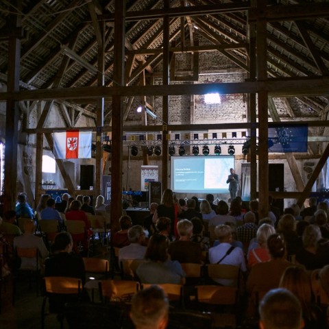 Powiększ obraz: Wykład dra Kacpra Pencarskiego