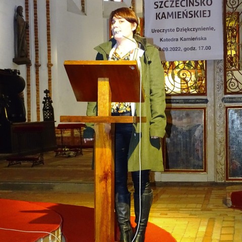 Powiększ obraz: Prezentacja projektu w konkatedrze kamieńskiej - dr Alicja Cykalewicz-Tymbarska